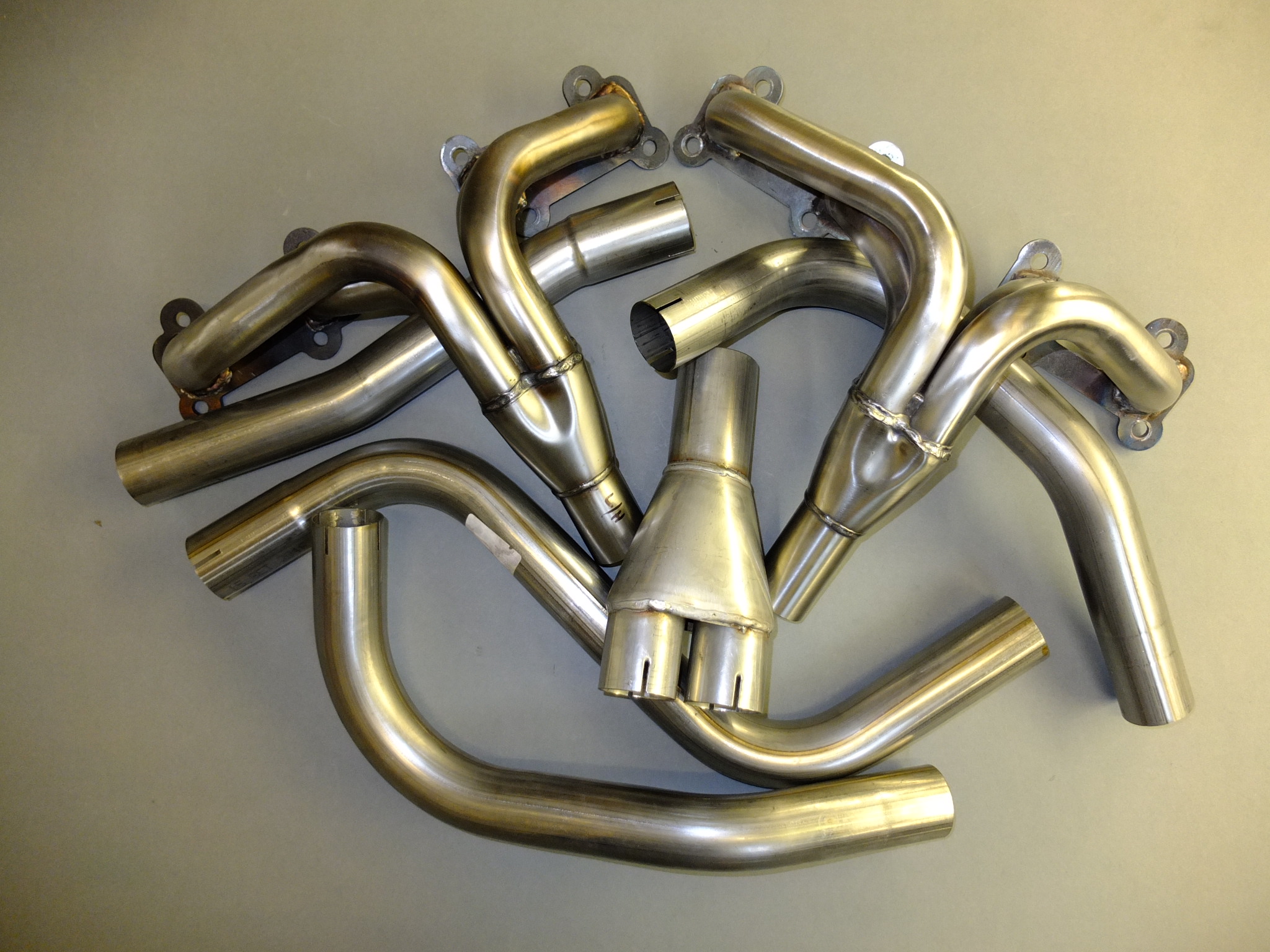 RV8 Exhaust Manifoldss/steel MG V8 and MG RV8 car parts