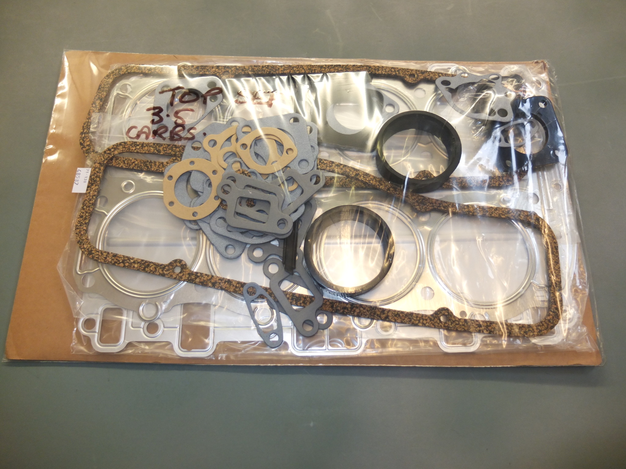 V8 top overhaul gasket set MG V8 and MG RV8 car parts