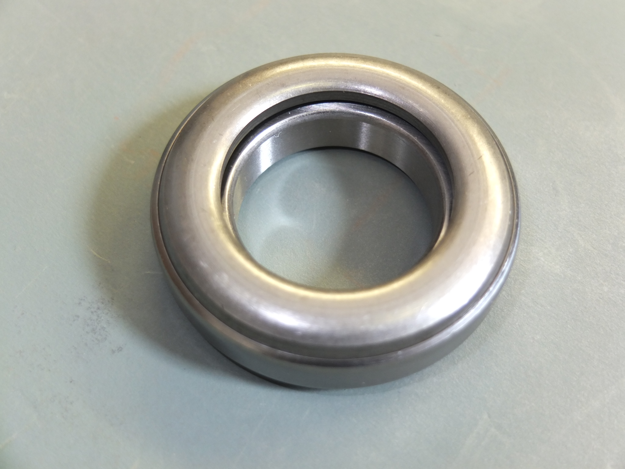 V8 Clutch Bearing to be used with the Heavy Duty Steel Carrier.